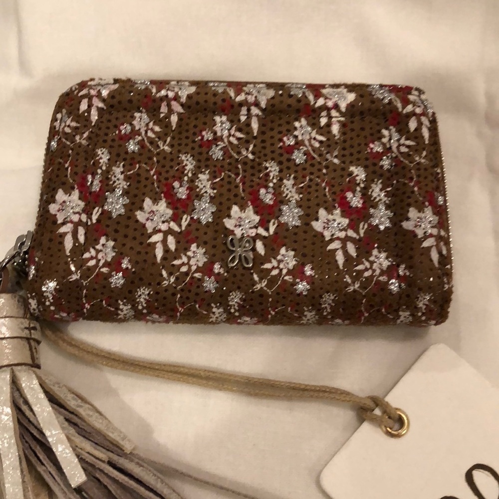 HOBO SMALL ZIP AROUND WALLET IN DITZY FLORAL NWT